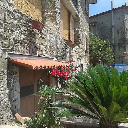 La Vecchia Casa 3*