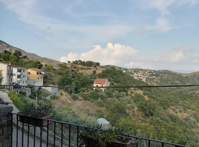 بيت ضيافة La Vecchia Casa سان ماورو سيلينتو