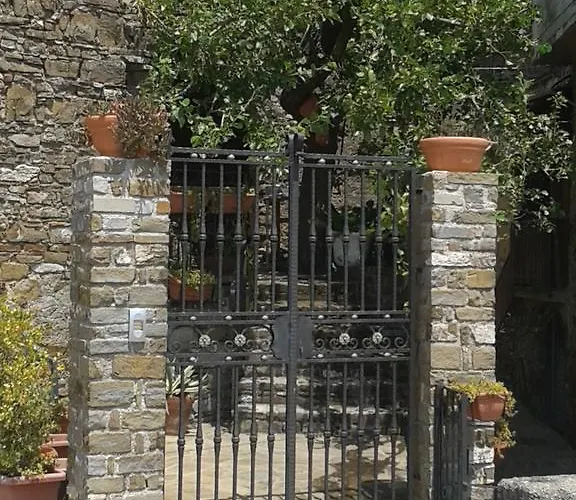 La Vecchia Casa بيت ضيافة